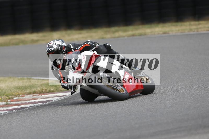 /22 06.07.2026  Pluess Moto Sport ADR/Freies Fahren/175